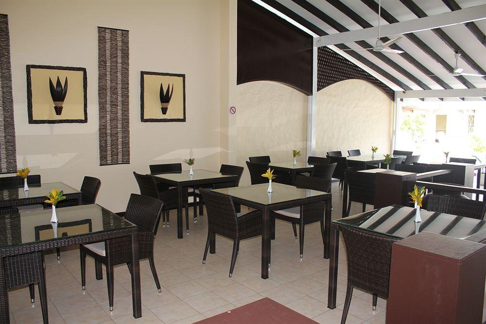 Hotel La Roussette Anse aux Pins Zewnętrze zdjęcie